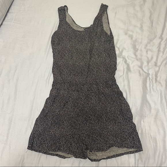 Vera Moda Black & White Polka Dot Romper - Size Small - Picture 5 of 9